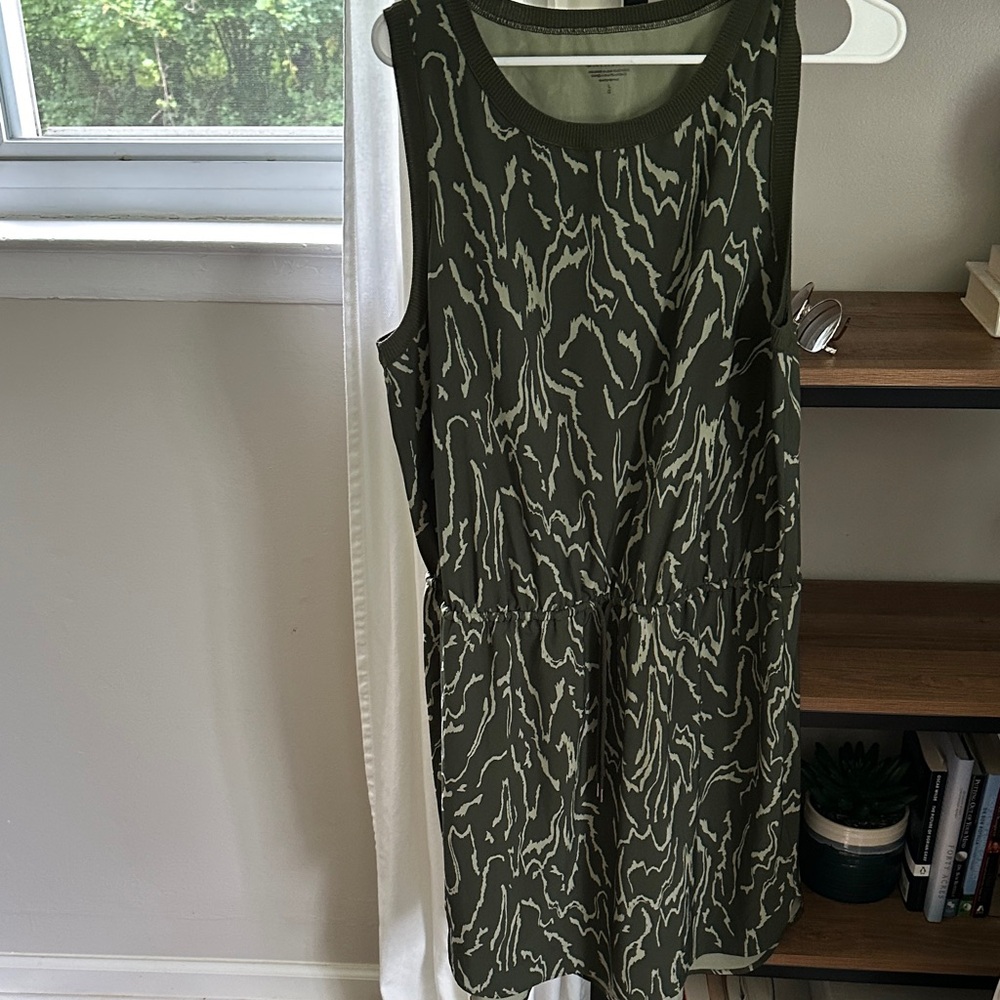 Athleta Olive Green Abstract Midi Dress